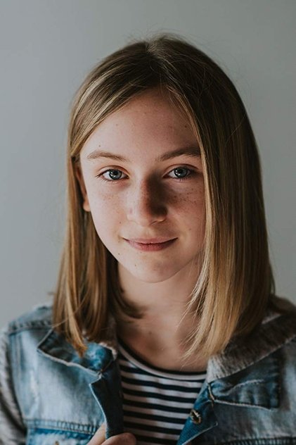 Сериалы и фильмы с Sofia Wells в качестве 720, 1080 Hd на Эмбликс Подборка фильмов с Sofia Wells online на Emblix