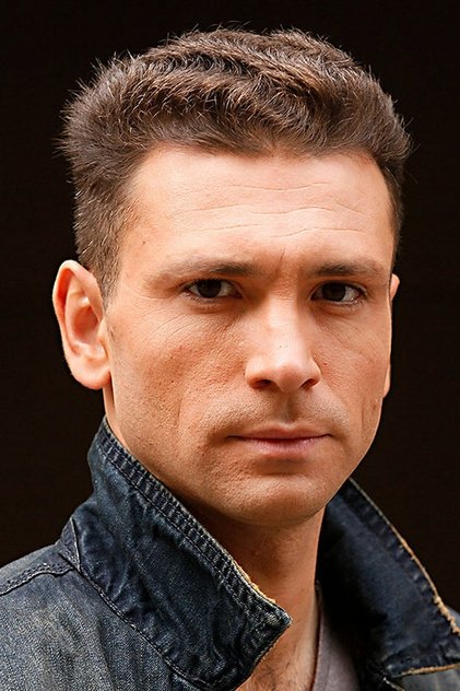 Сериалы и фильмы с Антон Олегович Хабаров в качестве 720, 1080 Hd на Эмбликс Подборка фильмов с Антон Олегович Хабаров online на Emblix