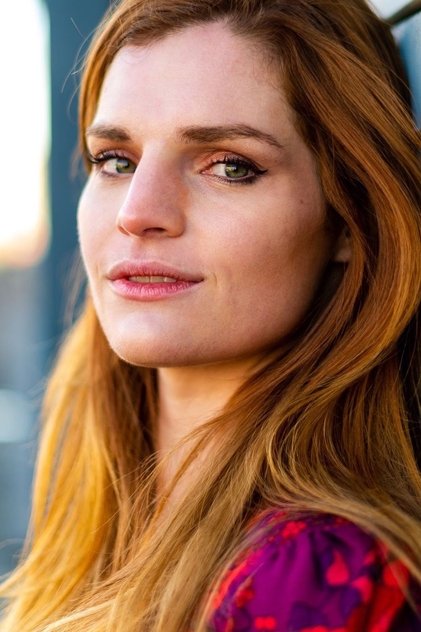 Сериалы и фильмы с Кэтрин Шотт в качестве 720, 1080 Hd на Эмбликс Подборка фильмов с Кэтрин Шотт online на Emblix