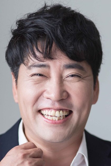 Сериалы и фильмы с Son Kang-gook в качестве 720, 1080 Hd на Эмбликс Подборка фильмов с Son Kang-gook online на Emblix