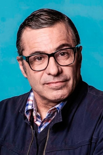 Сериалы и фильмы с Фернандо Ларрейн в качестве 720, 1080 Hd на Эмбликс Подборка фильмов с Фернандо Ларрейн online на Emblix