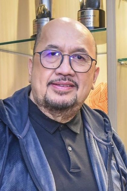 Сериалы и фильмы с Vic del Rosario Jr. в качестве 720, 1080 Hd на Эмбликс Подборка фильмов с Vic del Rosario Jr. online на Emblix