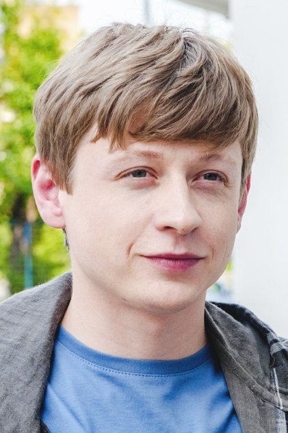 Сериалы и фильмы с Вячеслав Евлантьев в качестве 720, 1080 Hd на Эмбликс Подборка фильмов с Вячеслав Евлантьев online на Emblix