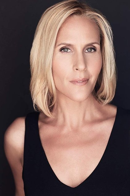 Сериалы и фильмы с Susannah Rogers в качестве 720, 1080 Hd на Эмбликс Подборка фильмов с Susannah Rogers online на Emblix