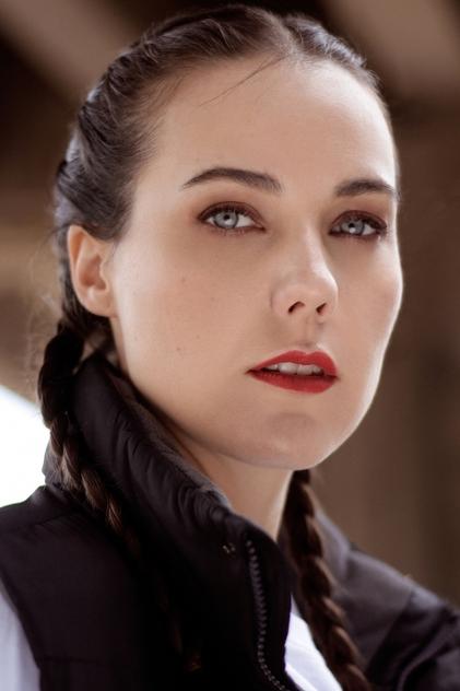 Сериалы и фильмы с Тейлор Энн Райд в качестве 720, 1080 Hd на Эмбликс Подборка фильмов с Тейлор Энн Райд online на Emblix