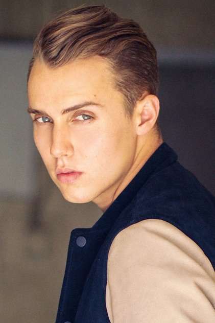 Сериалы и фильмы с William Loftis в качестве 720, 1080 Hd на Эмбликс Подборка фильмов с William Loftis online на Emblix