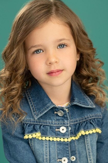 Сериалы и фильмы с Chloe McKinnon в качестве 720, 1080 Hd на Эмбликс Подборка фильмов с Chloe McKinnon online на Emblix