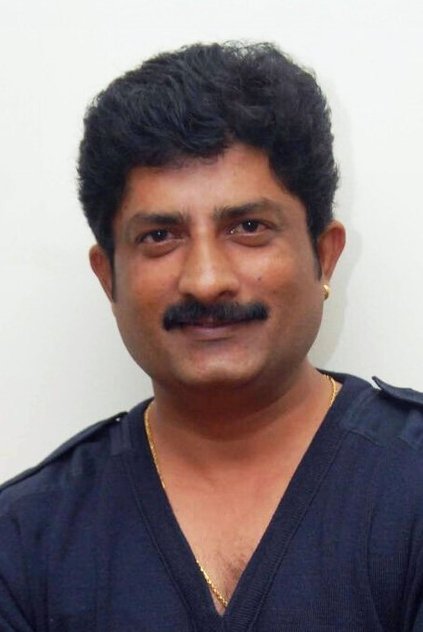 Сериалы и фильмы с Ravishanker Gowda в качестве 720, 1080 Hd на Эмбликс Подборка фильмов с Ravishanker Gowda online на Emblix