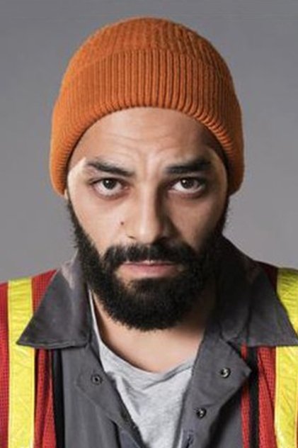 Сериалы и фильмы с Набил Маллат в качестве 720, 1080 Hd на Эмбликс Подборка фильмов с Набил Маллат online на Emblix