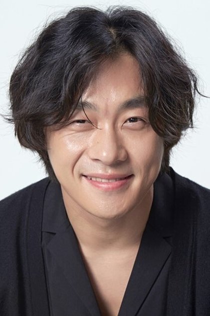 Сериалы и фильмы с Kim Young-sung в качестве 720, 1080 Hd на Эмбликс Подборка фильмов с Kim Young-sung online на Emblix