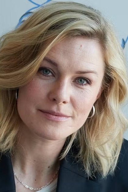 Сериалы и фильмы с Софи Торп в качестве 720, 1080 Hd на Эмбликс Подборка фильмов с Софи Торп online на Emblix