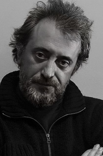 Сериалы и фильмы с Roberto Suárez в качестве 720, 1080 Hd на Эмбликс Подборка фильмов с Roberto Suárez online на Emblix