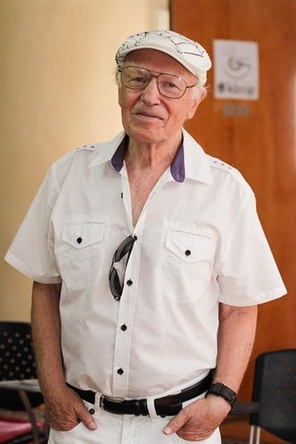 Сериалы и фильмы с Gennady Alexandrov в качестве 720, 1080 Hd на Эмбликс Подборка фильмов с Gennady Alexandrov online на Emblix