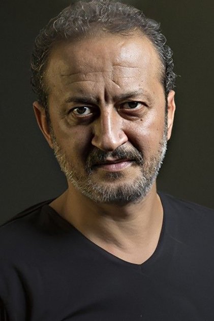 Сериалы и фильмы с Йылдырым Гюджюк в качестве 720, 1080 Hd на Эмбликс Подборка фильмов с Йылдырым Гюджюк online на Emblix