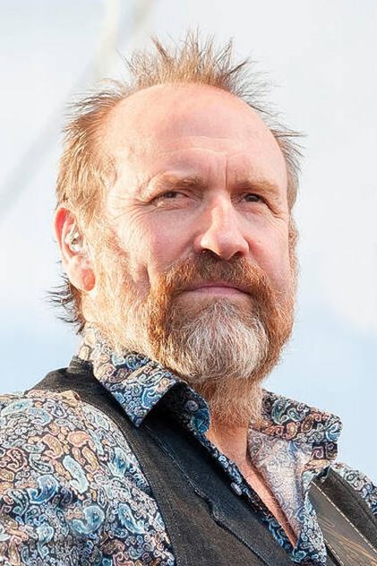 Сериалы и фильмы с Колин Хэй в качестве 720, 1080 Hd на Эмбликс Подборка фильмов с Колин Хэй online на Emblix