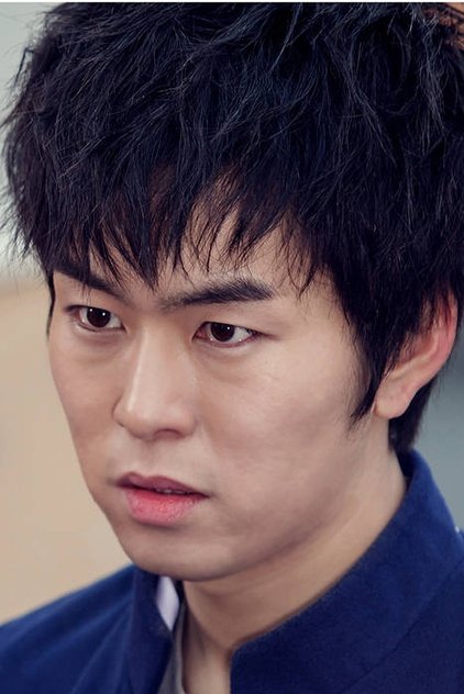 Сериалы и фильмы с Kwak Jung-wook в качестве 720, 1080 Hd на Эмбликс Подборка фильмов с Kwak Jung-wook online на Emblix