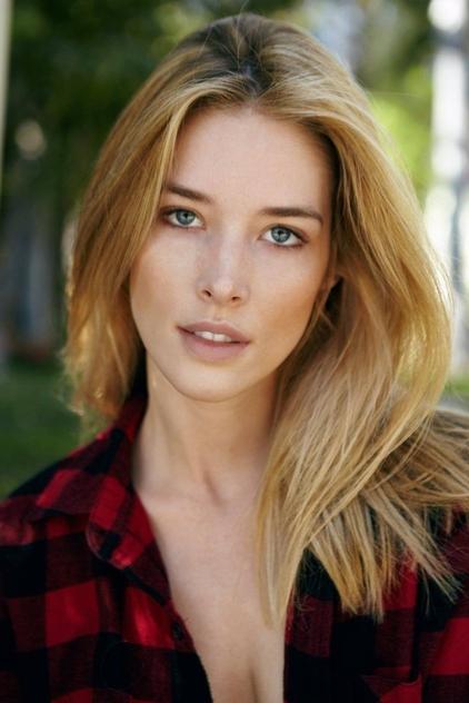 Сериалы и фильмы с Chelsea Turnbo в качестве 720, 1080 Hd на Эмбликс Подборка фильмов с Chelsea Turnbo online на Emblix