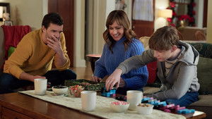 Рекордное Рождество кадр 7 в качестве на Эмбликс Рекордное Рождество кадр 7 онлайн-кинотеатр Эмбликс