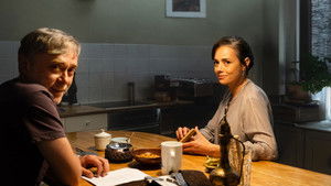 Жёлтые письма кадр 3 в качестве на Эмбликс Жёлтые письма кадр 3 онлайн-кинотеатр Эмбликс