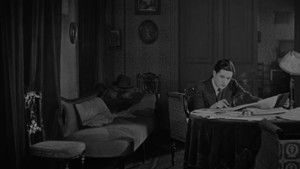 Жилец кадр 16 в качестве на Эмбликс Жилец кадр 16 онлайн-кинотеатр Эмбликс