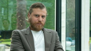И сыновья кадр 8 в качестве на Эмбликс И сыновья кадр 8 онлайн-кинотеатр Эмбликс