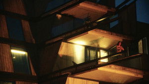 Момент кадр 11 в качестве на Эмбликс Момент кадр 11 онлайн-кинотеатр Эмбликс