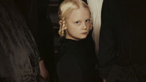 Звук падения кадр 1 в качестве на Эмбликс Звук падения кадр 1 онлайн-кинотеатр Эмбликс