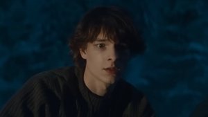 Чёрный телефон 2 кадр 1 в качестве на Эмбликс Чёрный телефон 2 кадр 1 онлайн-кинотеатр Эмбликс