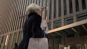 Дьявол носит Prada кадр 61 в качестве на Эмбликс Дьявол носит Prada кадр 61 онлайн-кинотеатр Эмбликс