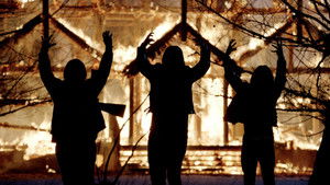 Властелины хаоса кадр 1 в качестве на Эмбликс Властелины хаоса кадр 1 онлайн-кинотеатр Эмбликс