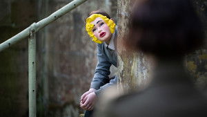 Род мужской кадр 24 в качестве на Эмбликс Род мужской кадр 24 онлайн-кинотеатр Эмбликс