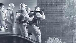 Хищники кадр 5 в качестве на Эмбликс Хищники кадр 5 онлайн-кинотеатр Эмбликс