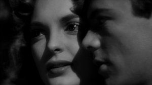 Красный дом кадр 8 в качестве на Эмбликс Красный дом кадр 8 онлайн-кинотеатр Эмбликс