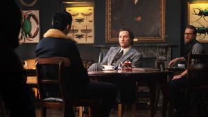 Джентльмены кадр 29 в качестве на Эмбликс Джентльмены кадр 29 онлайн-кинотеатр Эмбликс