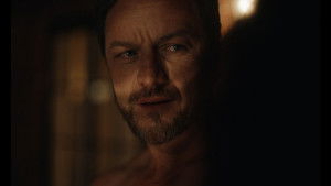 Поза кадр 3 в качестве на Эмбликс Поза кадр 3 онлайн-кинотеатр Эмбликс