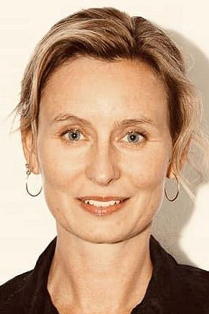 Подборка фильмов с Amalie Bjørn Herskind online на Emblix