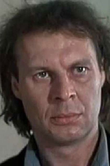 Подборка фильмов с Михаэль Ламперт online на Emblix