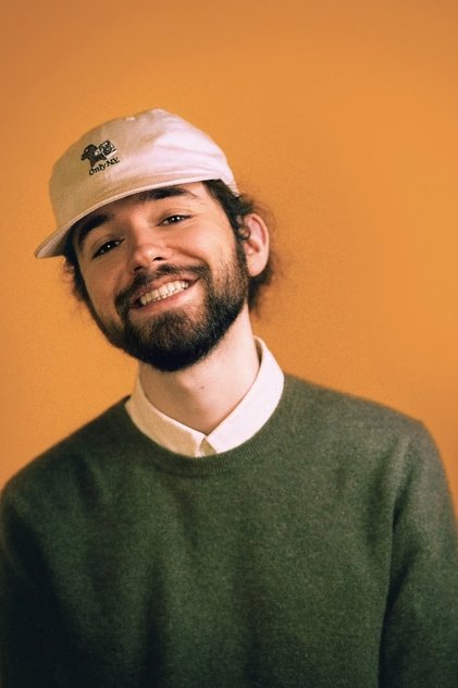 Подборка фильмов с Madeon online на Emblix