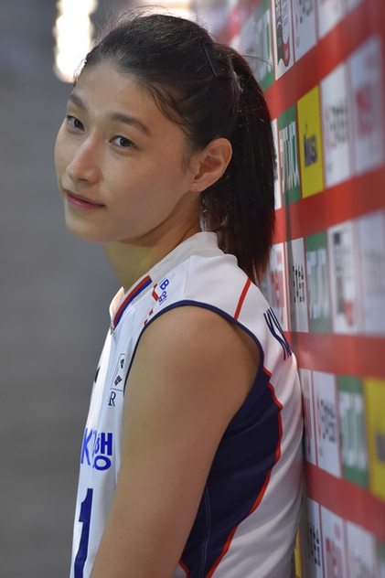 Подборка фильмов с 김연경 online на Emblix