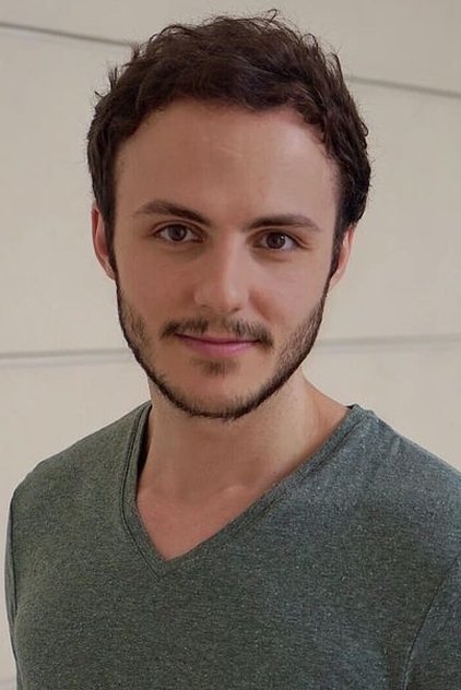 Подборка фильмов с Мигел Ронкато online на Emblix