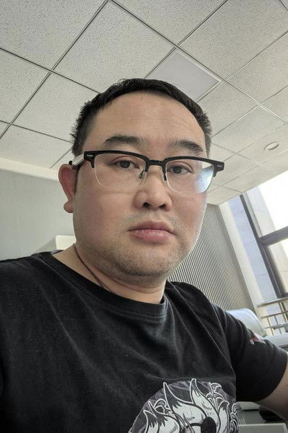 Подборка фильмов с 石头熊 online на Emblix