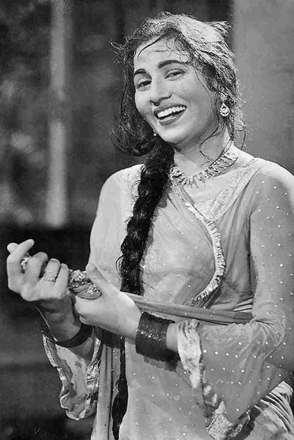 Подборка фильмов с Madhubala online на Emblix