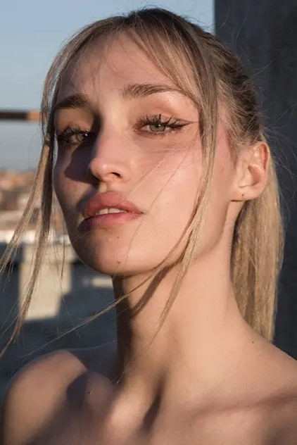 Подборка фильмов с Aitana Batres online на Emblix