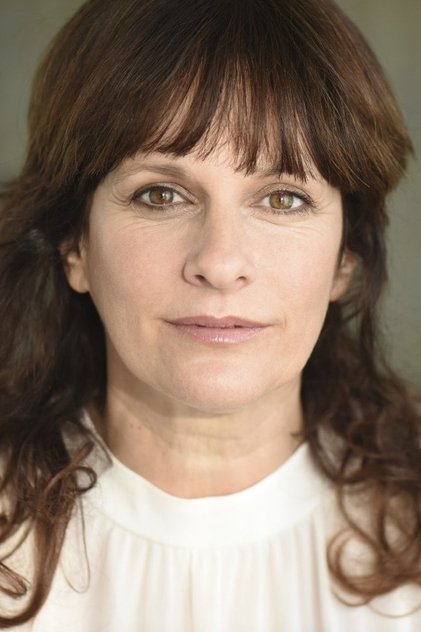 Подборка фильмов с Sian Reeves online на Emblix