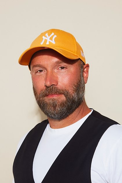 Подборка фильмов с Pascal Charrue online на Emblix