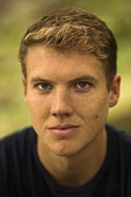 Подборка фильмов с Luke Davis online на Emblix