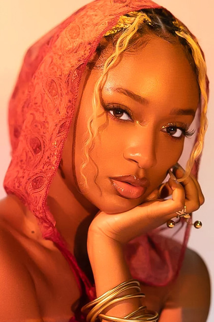 Подборка фильмов с Эйра Старр online на Emblix