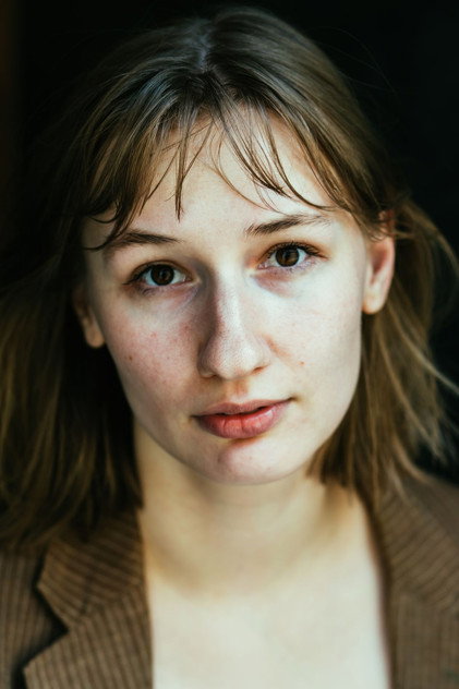 Подборка фильмов с Annalisa Hohl online на Emblix