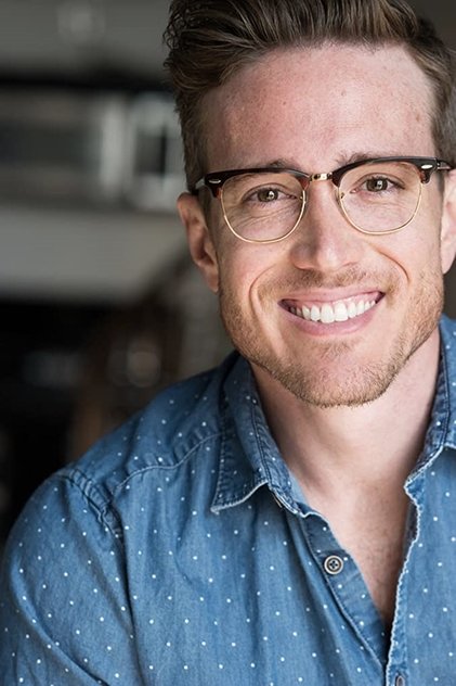 Подборка фильмов с Лэнс Пол online на Emblix