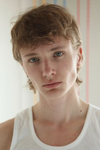 Подборка фильмов с Tristan Czar Aasmäe online на Emblix